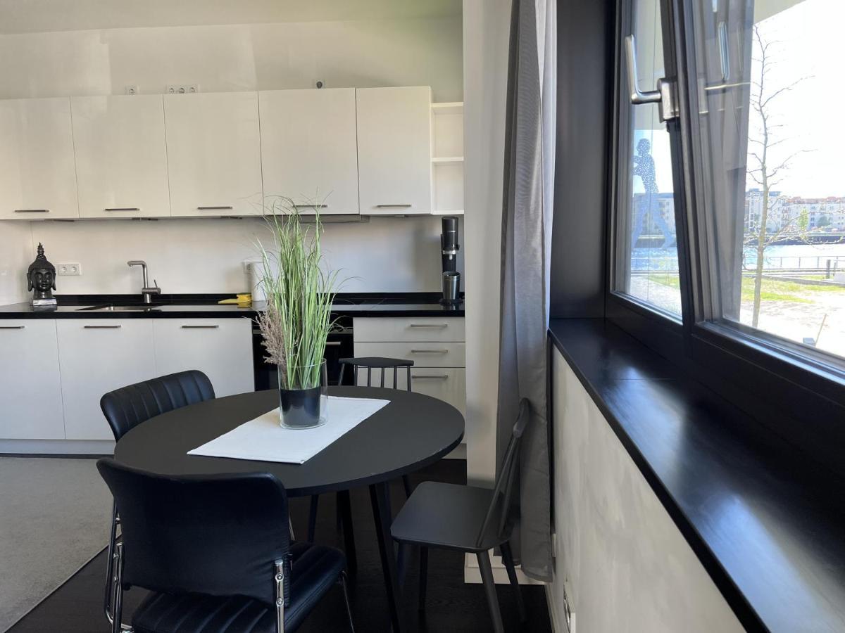 Luxury Waterfront Apartment Βερολίνο Εξωτερικό φωτογραφία
